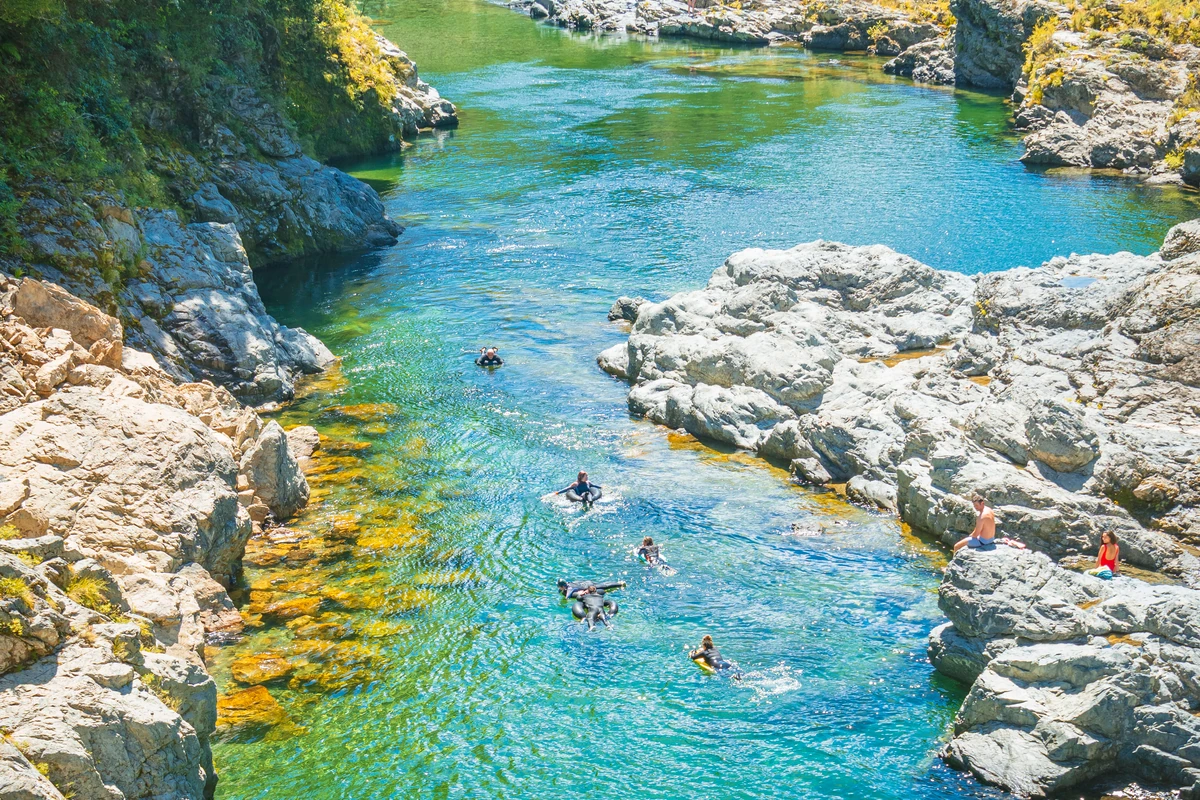 Clear river near Pelorus Bridge