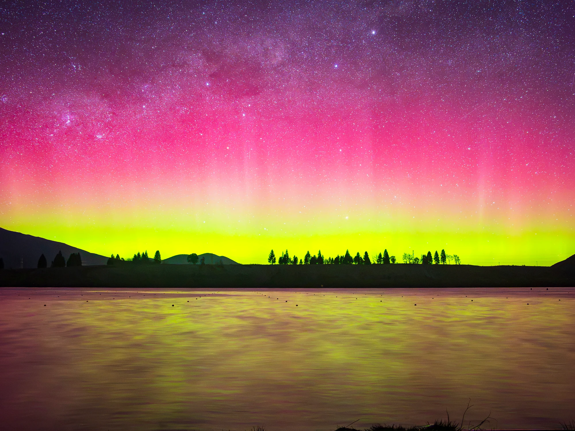 Twizel 的极光之夜